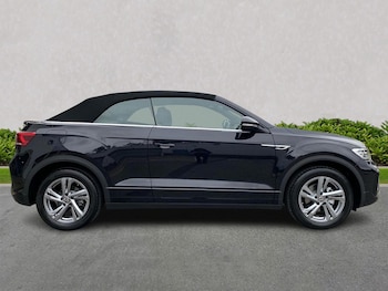Used Volkswagen T-Roc 2025 for sale - 76134159: Photo 3