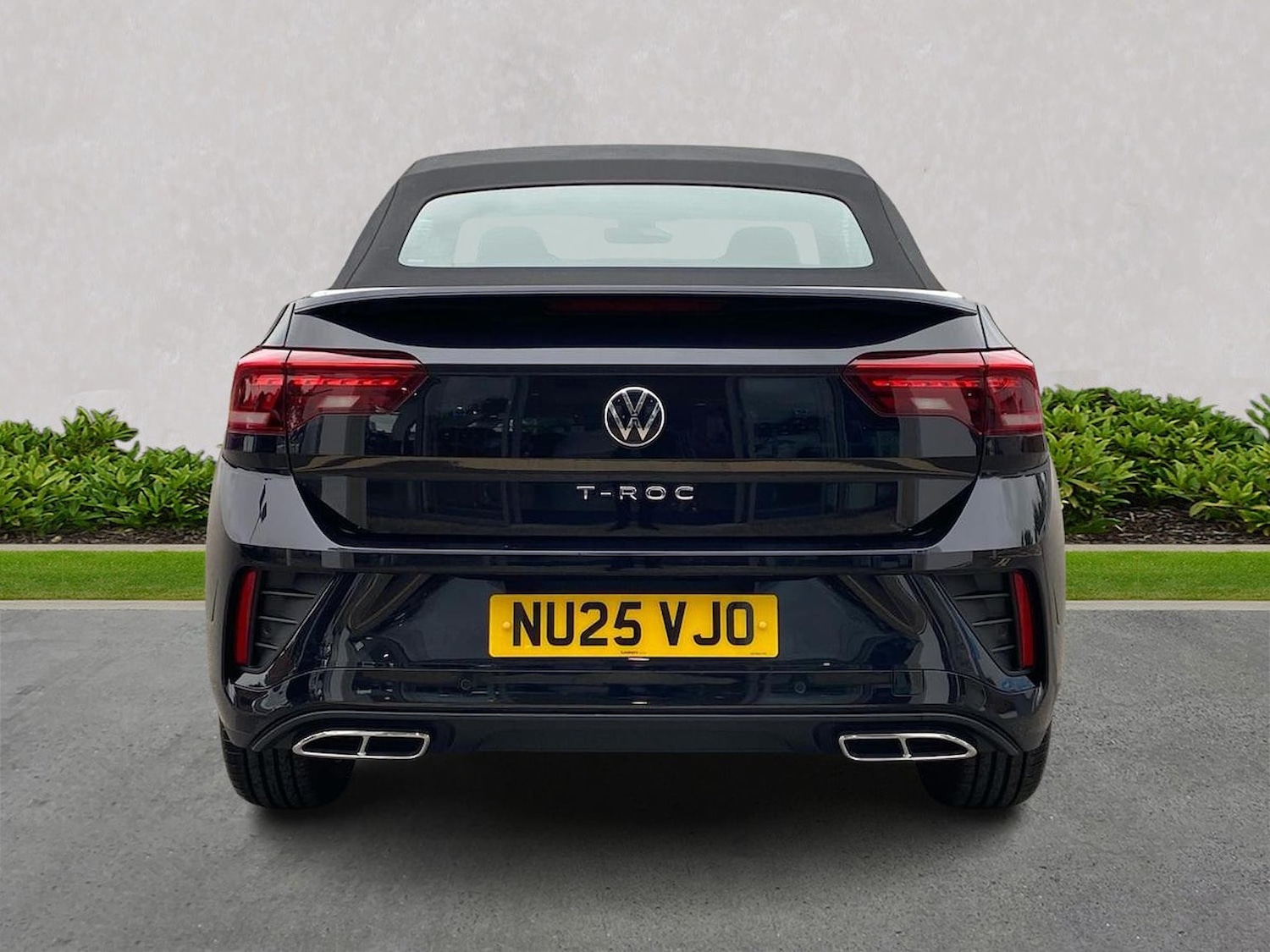 Used Volkswagen T-Roc 2025 for sale - 76134159: Photo 4