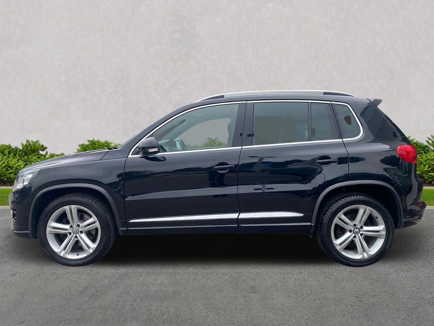Used Volkswagen Tiguan 2016 for sale - 76588599: Photo 19