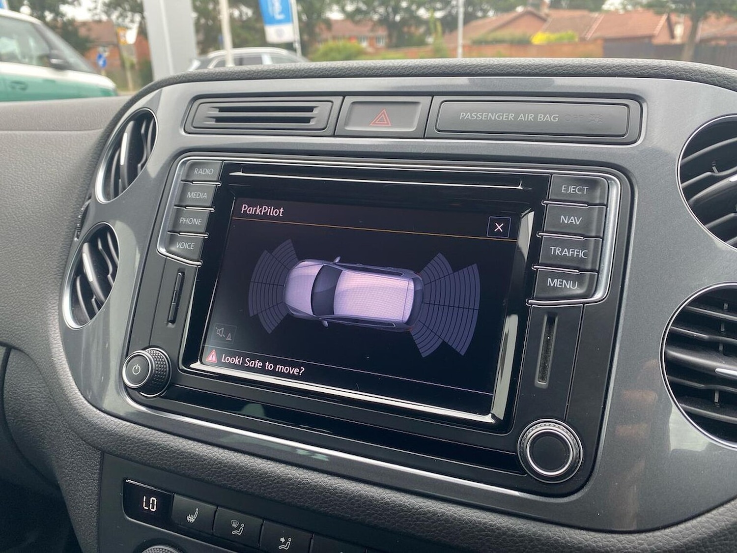 Used Volkswagen Tiguan 2016 for sale - 76588599: Photo 23