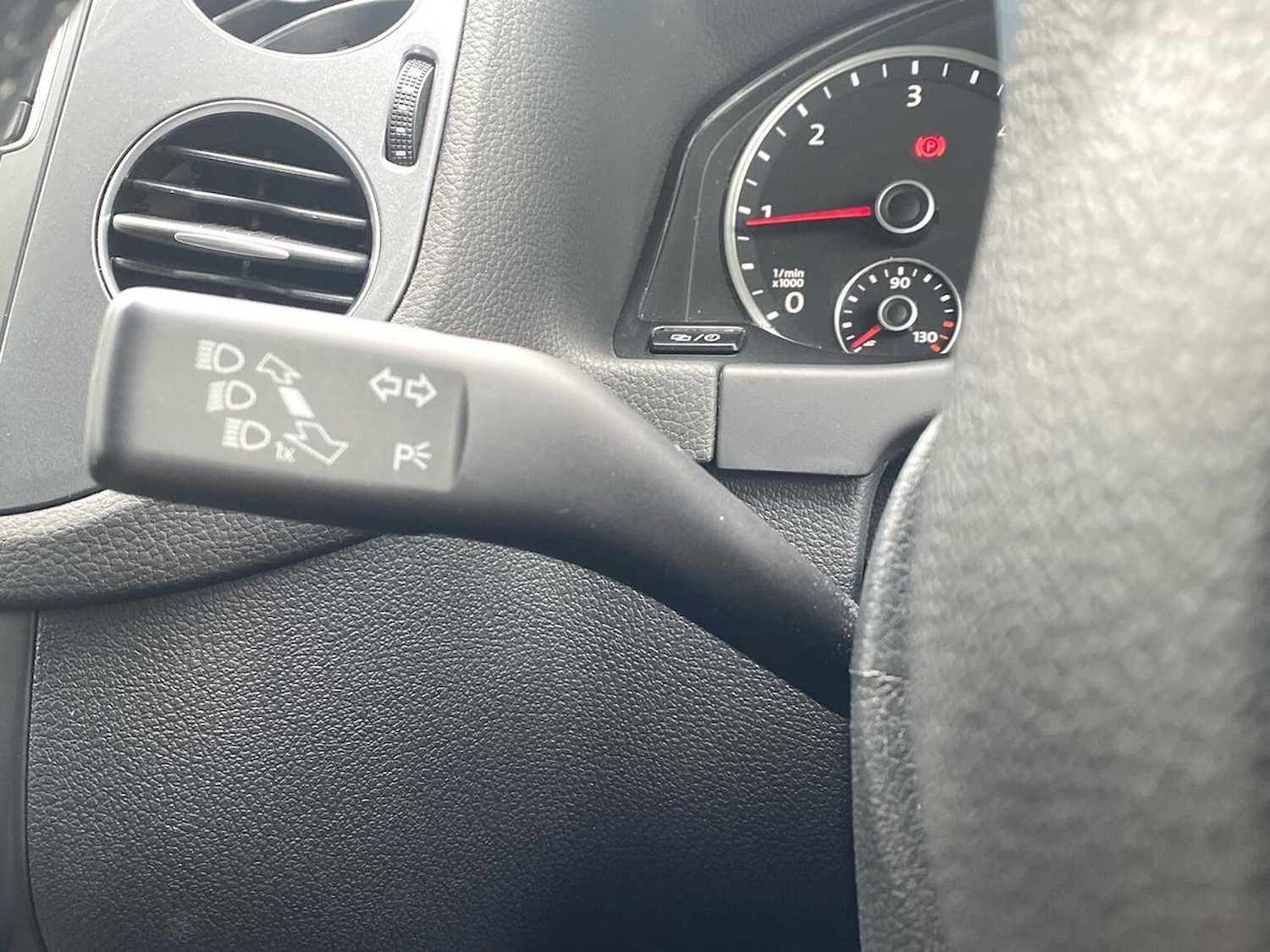 Used Volkswagen Tiguan 2016 for sale - 76588599: Photo 29