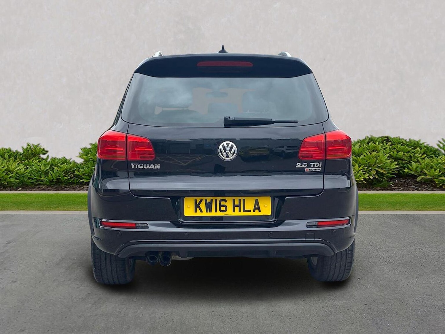 Used Volkswagen Tiguan 2016 for sale - 76588599: Photo 4