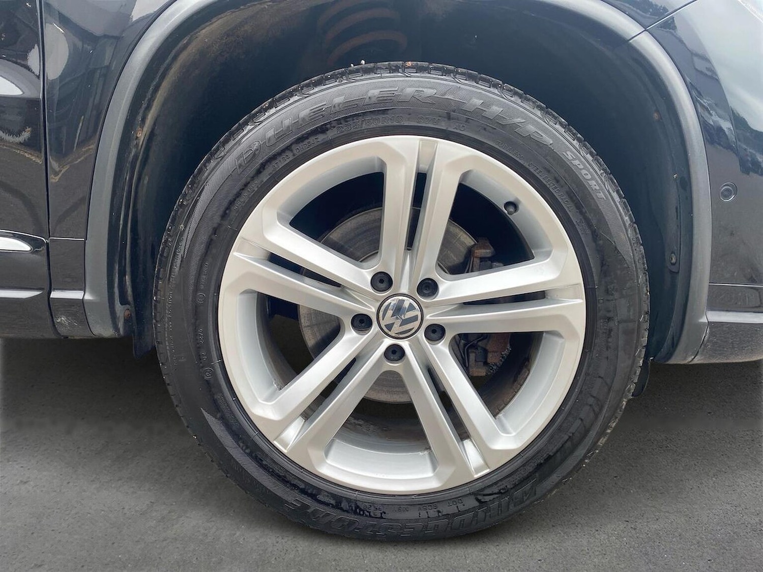 Used Volkswagen Tiguan 2016 for sale - 76588599: Photo 6