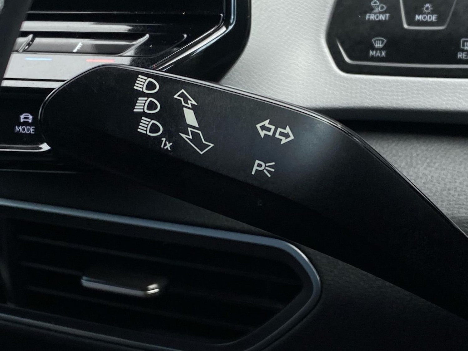 Used Volkswagen ID.3 2022 for sale - 76628195: Photo 29