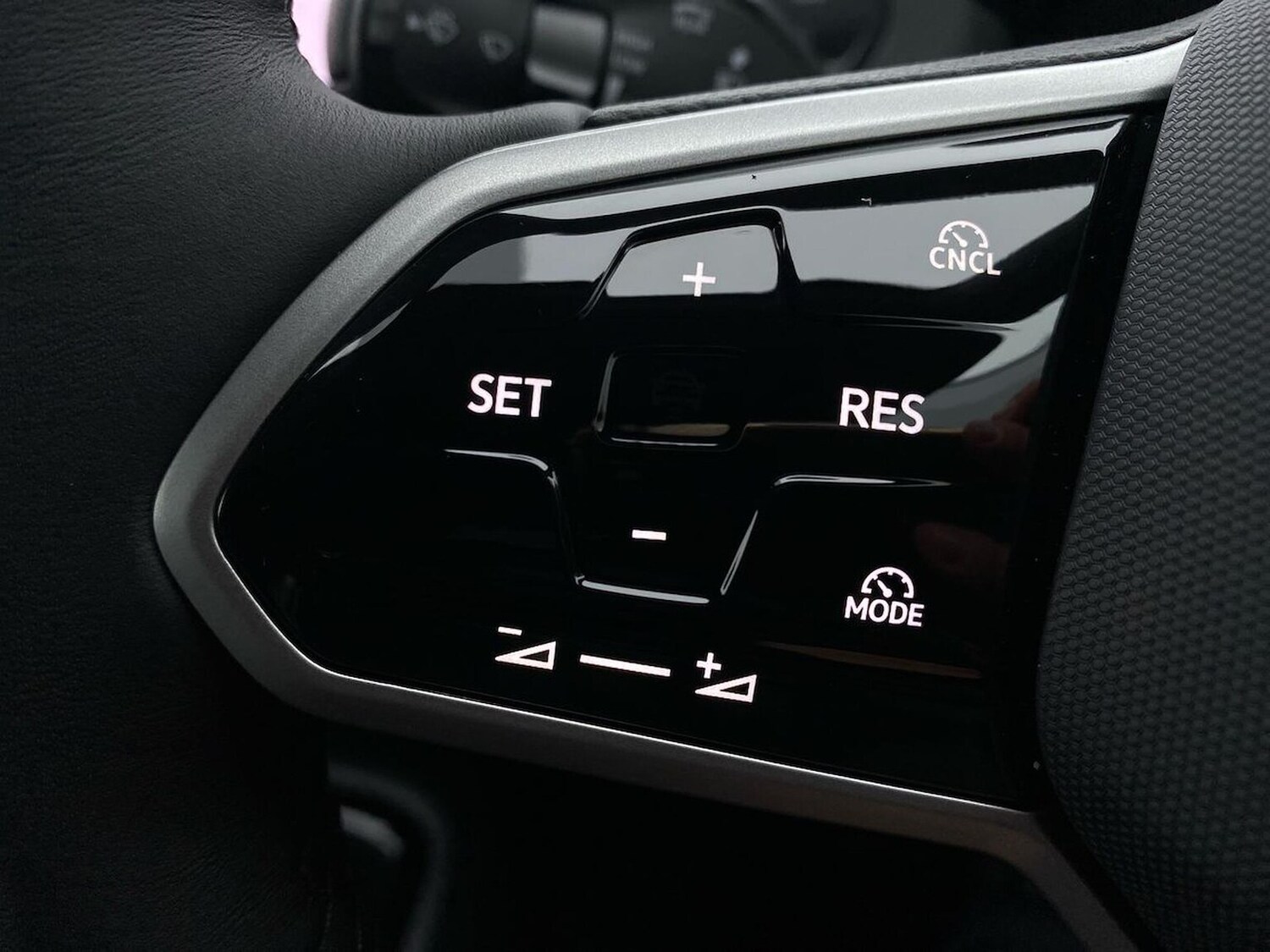 Used Volkswagen ID.3 2025 for sale - 77487617: Photo 27