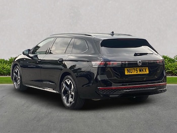 Used Volkswagen Passat 2025 for sale - 76149504: Photo 2