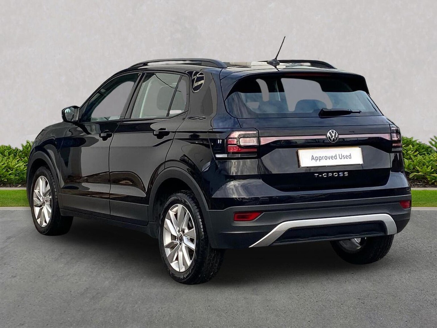 Used Volkswagen T-Cross 2022 for sale - 76666187: Photo 2