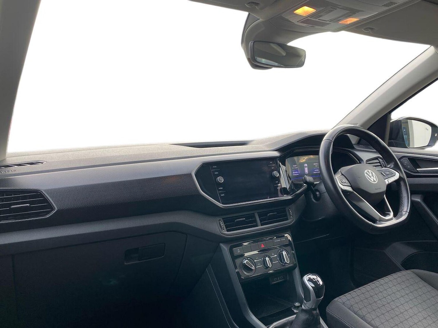 Used Volkswagen T-Cross 2022 for sale - 76666187: Photo 6