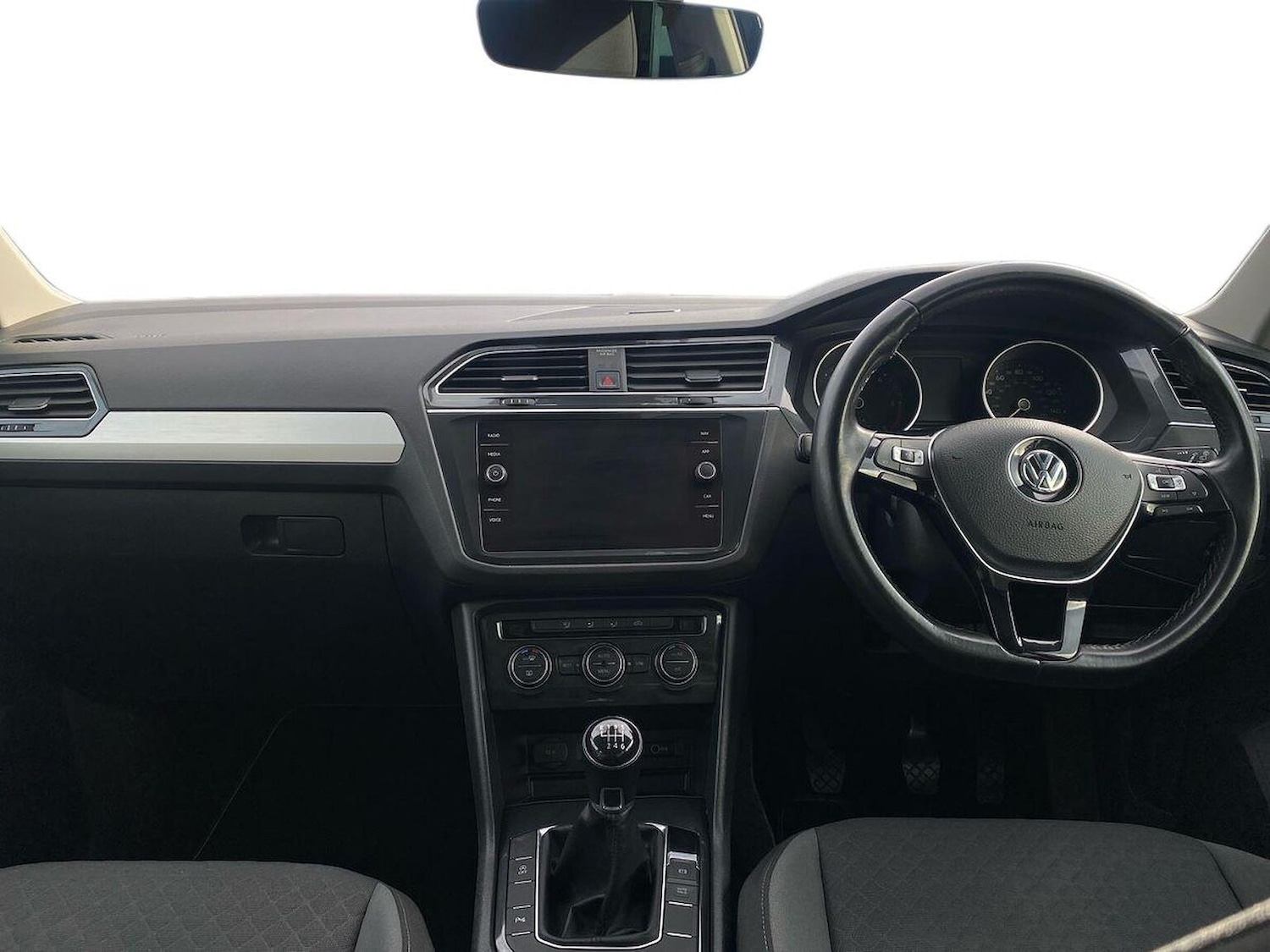 Used Volkswagen Tiguan 2019 for sale - 77656157: Photo 8