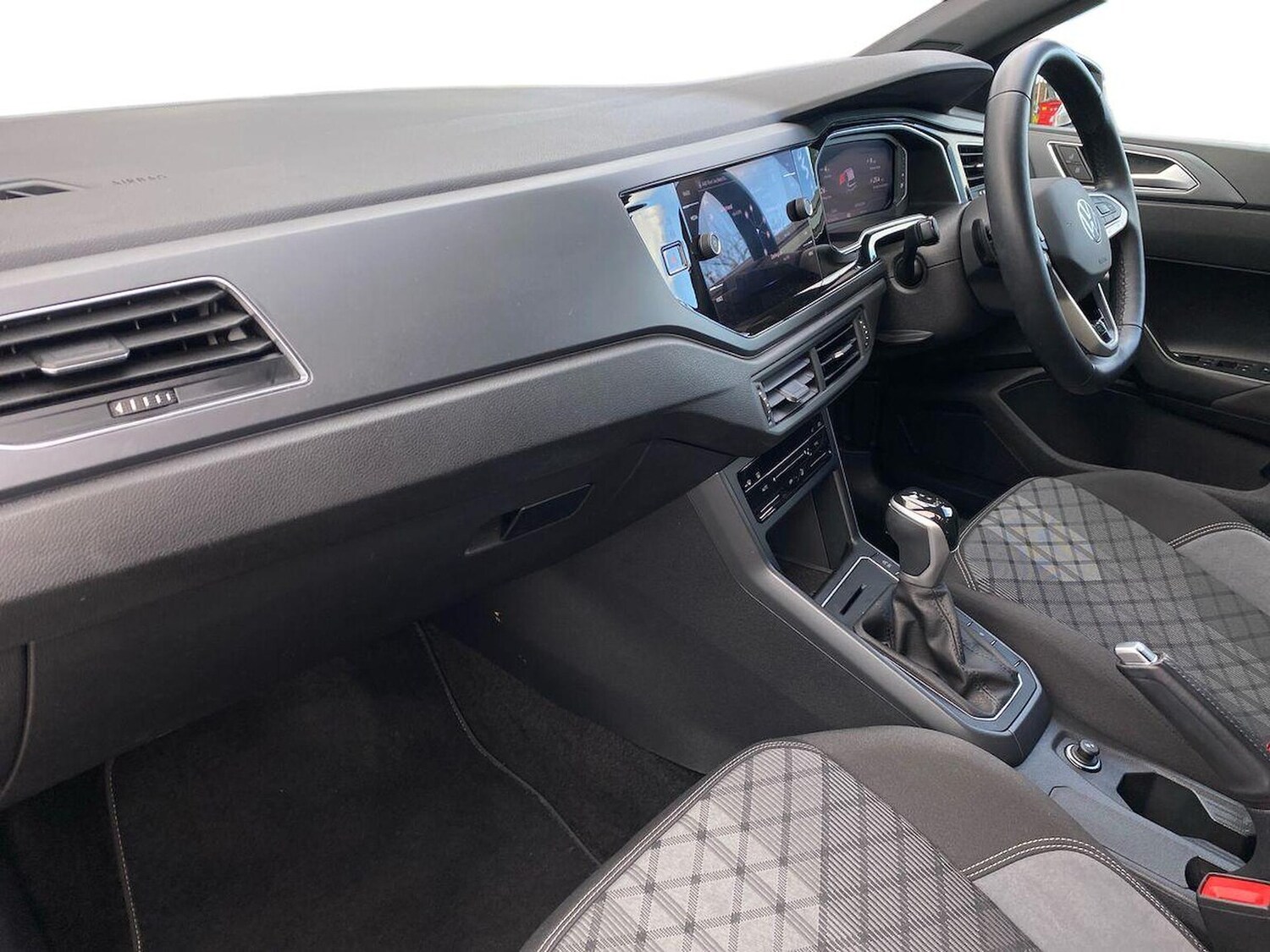 Used Volkswagen Polo 2024 for sale - 78195558: Photo 6