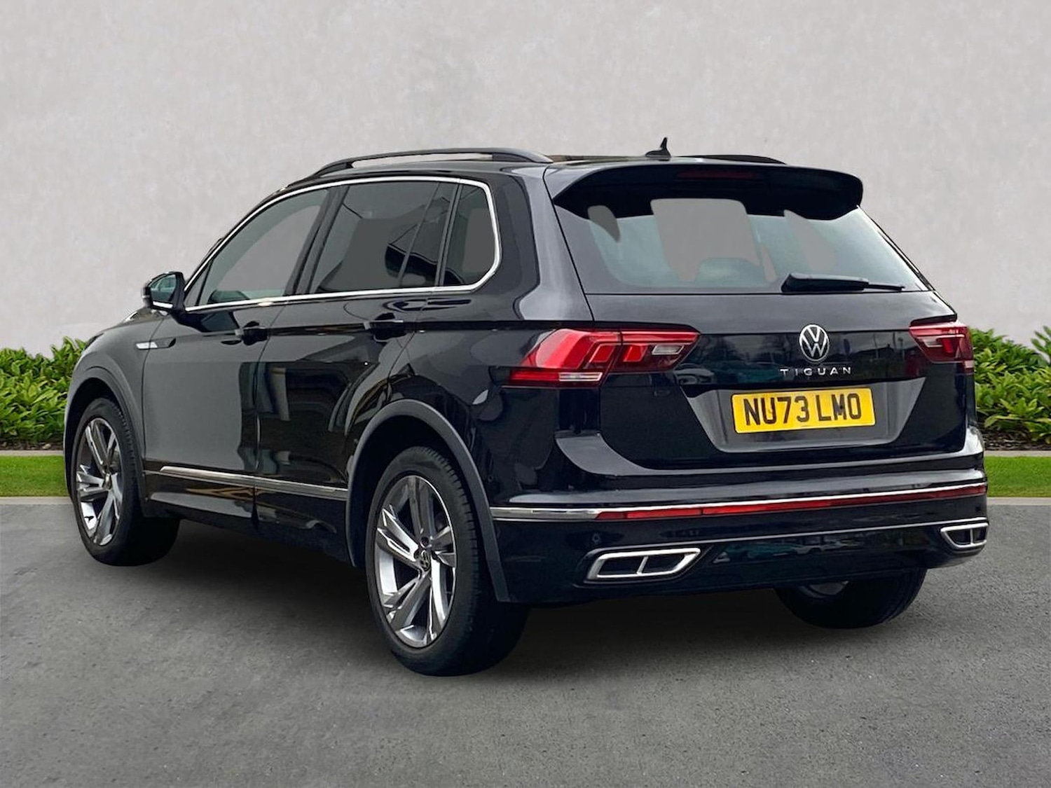 Used Volkswagen Tiguan 2023 for sale - 76777321: Photo 2