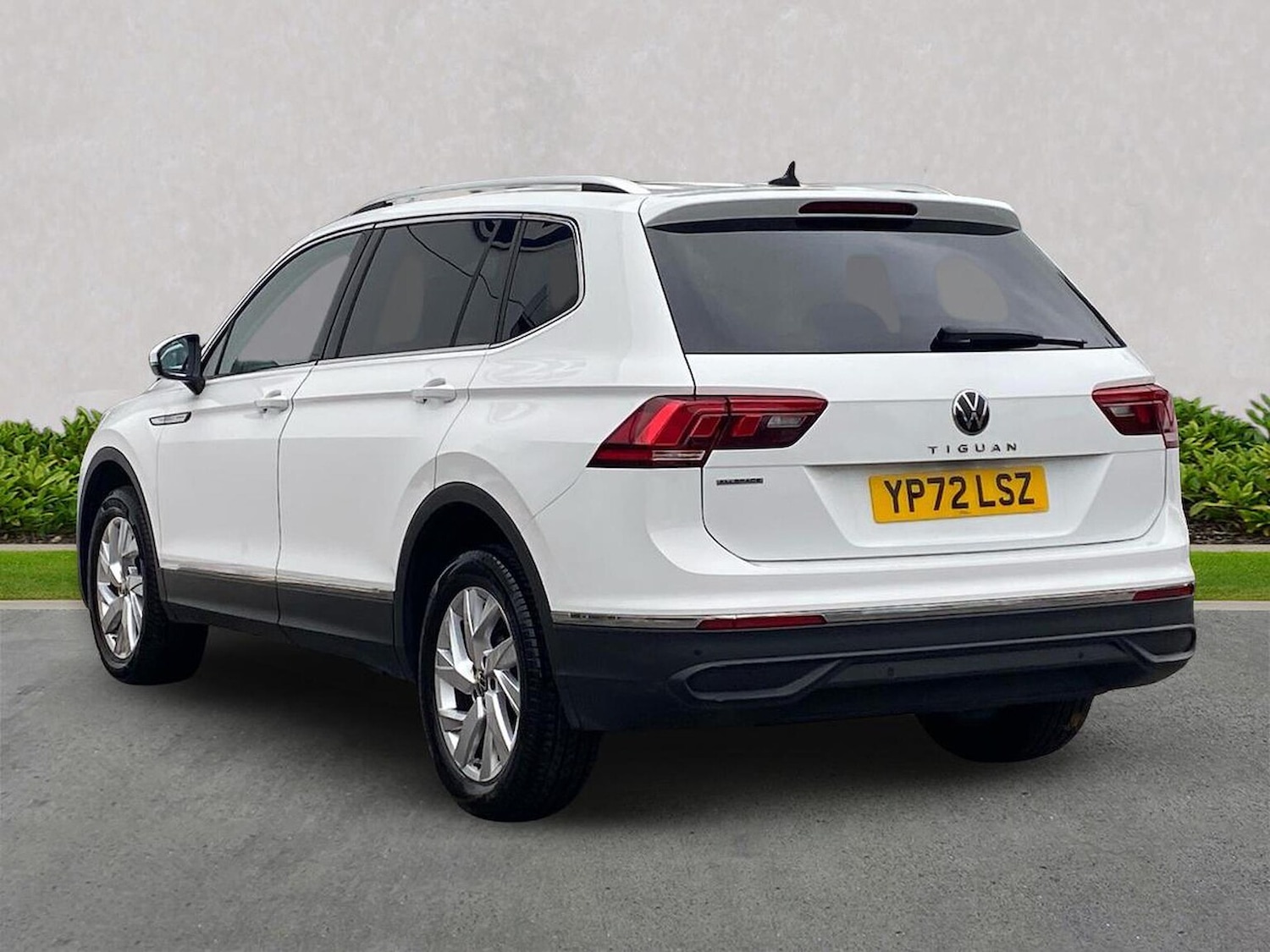 Used Volkswagen Tiguan Allspace 2022 for sale - 76510685: Photo 2