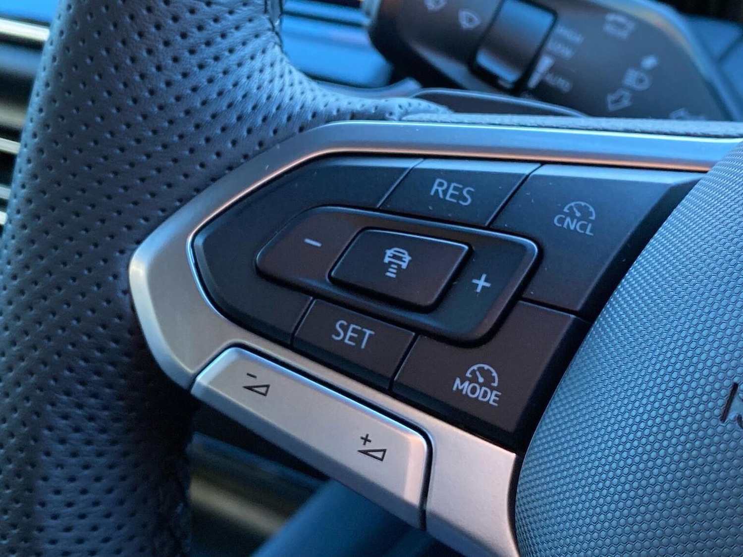 Used Volkswagen Tiguan 2025 for sale - 77528892: Photo 27