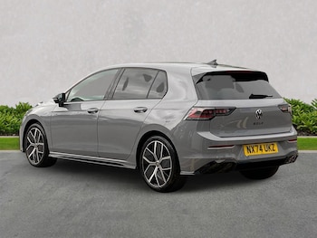 Used Volkswagen Golf 2024 for sale - 75907600: Photo