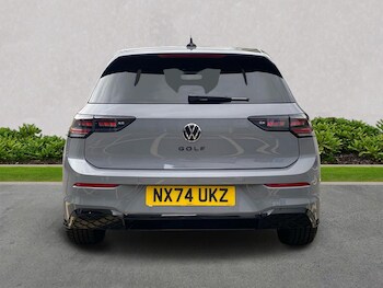 Used Volkswagen Golf 2024 for sale - 75907600: Photo