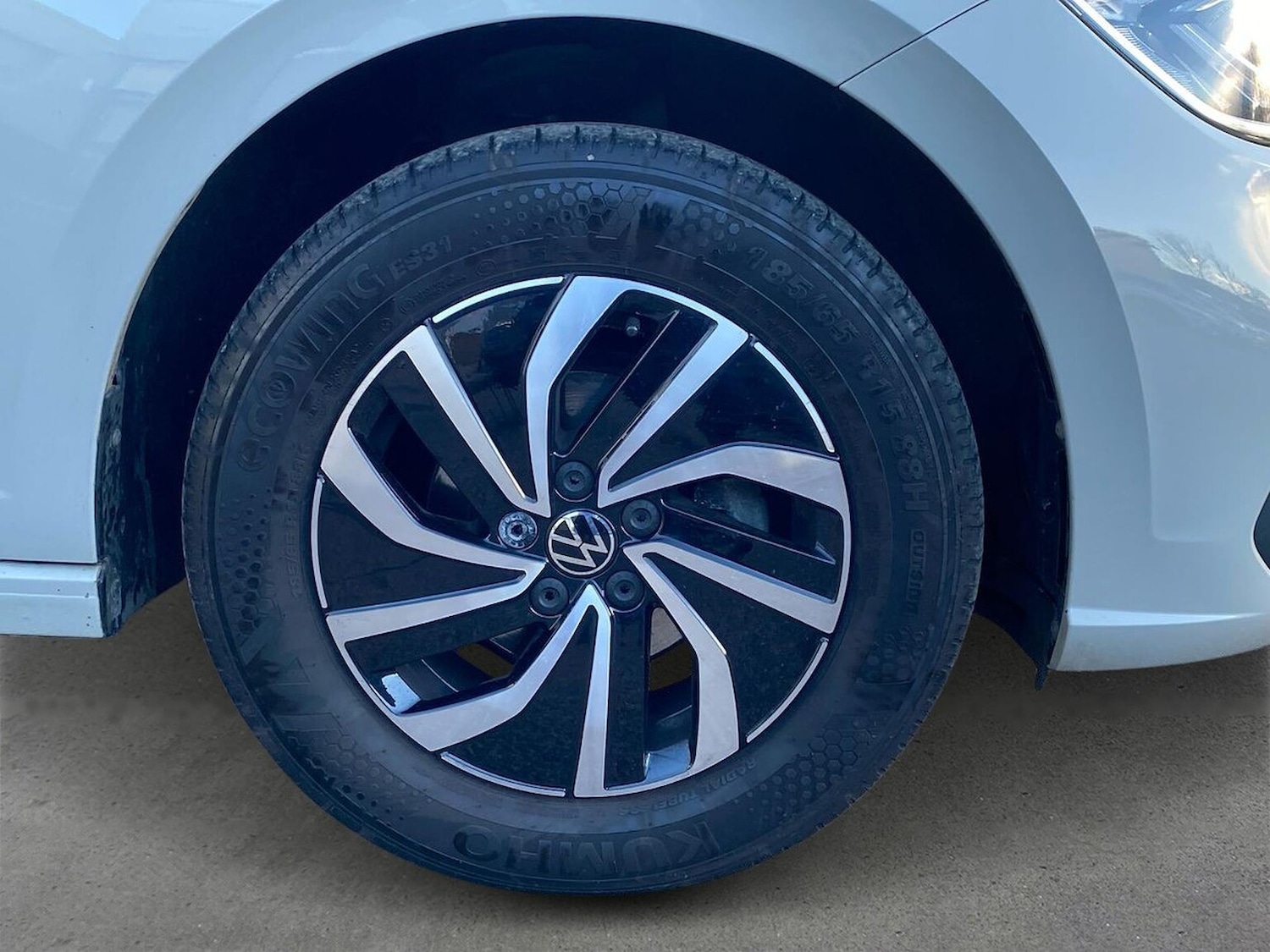 Used Volkswagen Polo 2023 for sale - 77567689: Photo 6