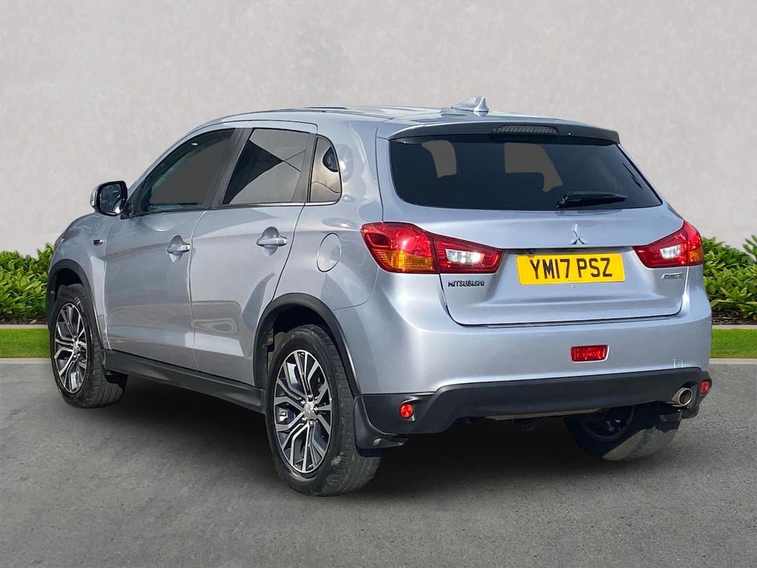 Used Mitsubishi ASX 2017 for sale - 76369174: Photo 2