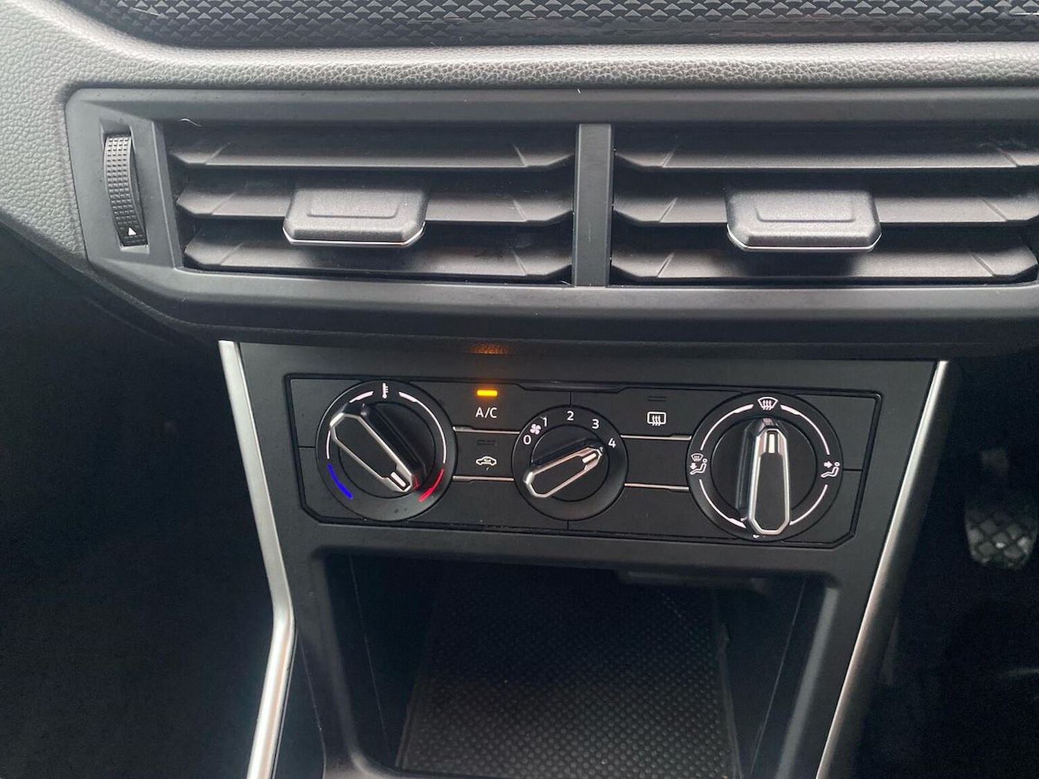 Used Volkswagen Polo 2022 for sale - 76986981: Photo 10