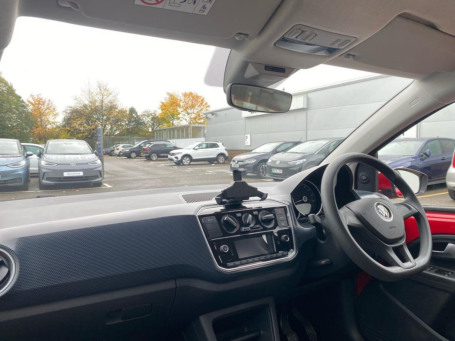 Used Volkswagen up! 2022 for sale - 76422301: Photo 6