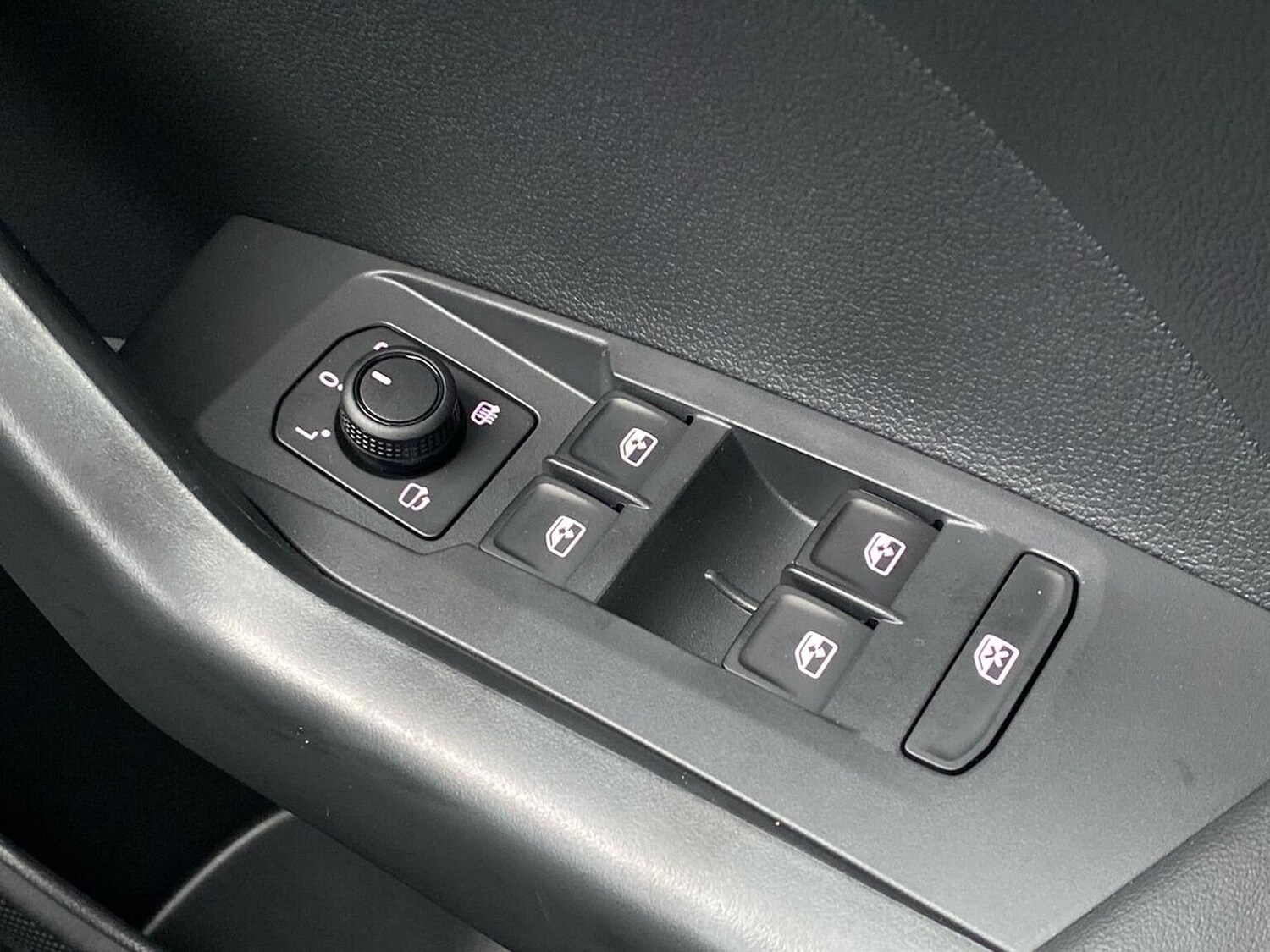 Used Volkswagen T-Cross 2025 for sale - 77487637: Photo 21