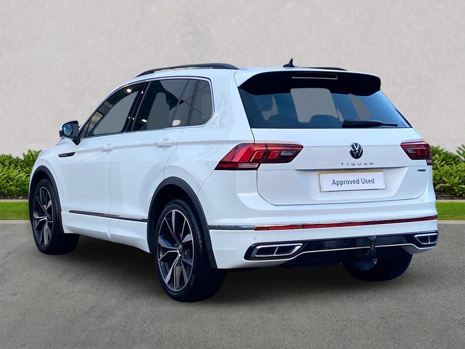 Used Volkswagen Tiguan 2022 for sale - 76637826: Photo 2