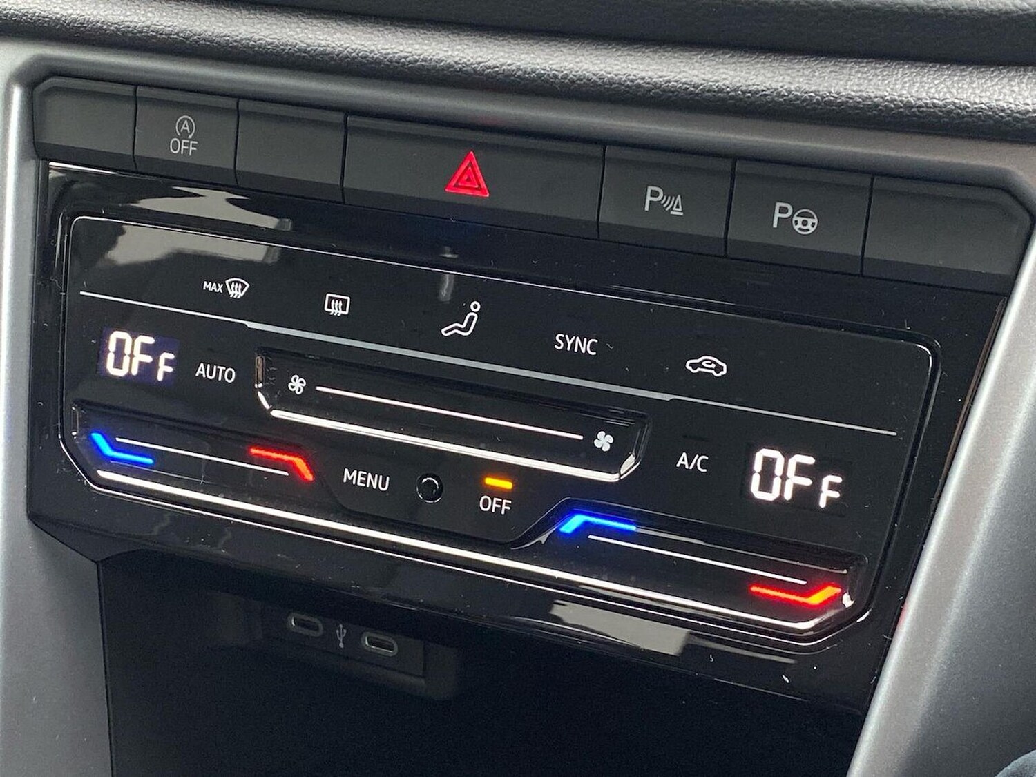 Used Volkswagen T-Roc 2026 for sale - 78195780: Photo 12