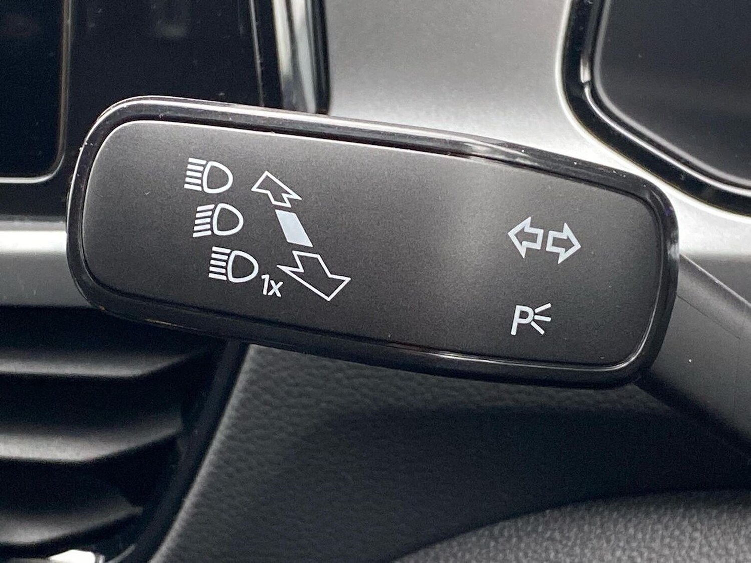 Used Volkswagen T-Roc 2026 for sale - 78195780: Photo 28