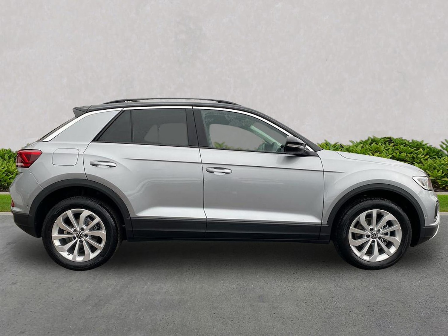 Used Volkswagen T-Roc 2026 for sale - 78195780: Photo 3