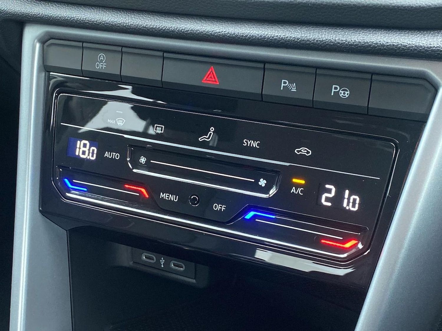 Used Volkswagen T-Roc 2026 for sale - 78195705: Photo 10