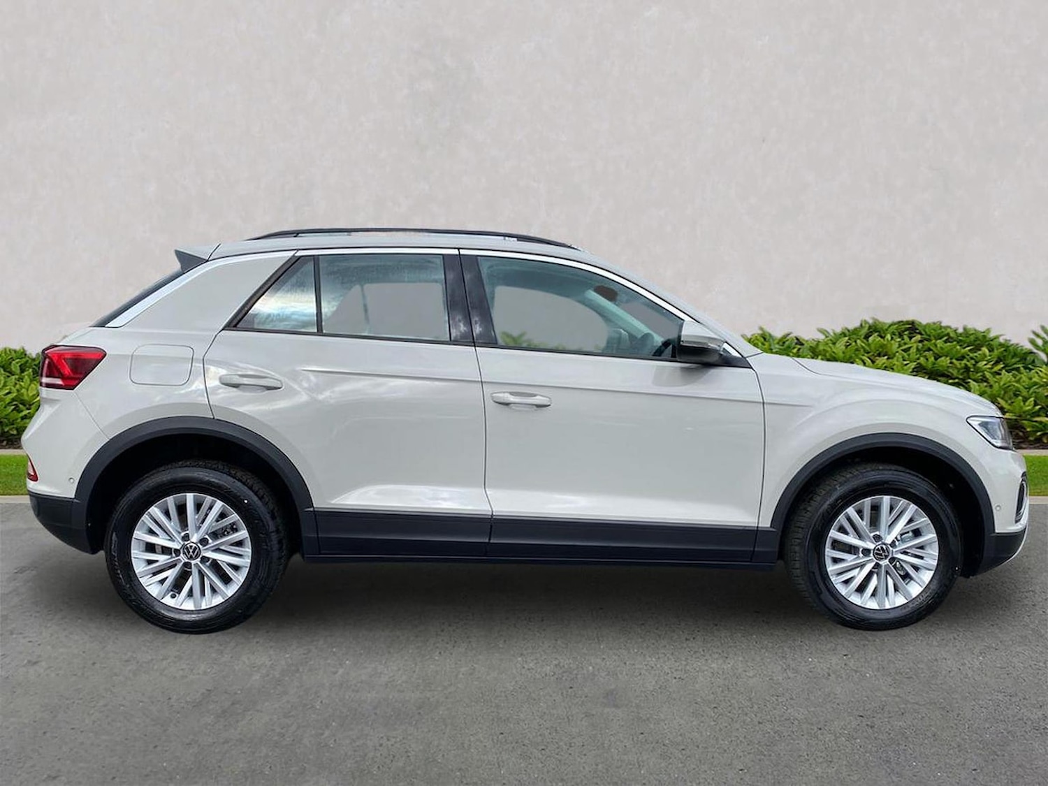 Used Volkswagen T-Roc 2026 for sale - 78195705: Photo 3