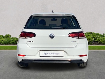 Used Volkswagen Golf 2019 for sale - 75581810: Photo