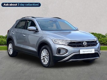 Used Volkswagen T-Roc 2024 for sale - 77980029: Photo