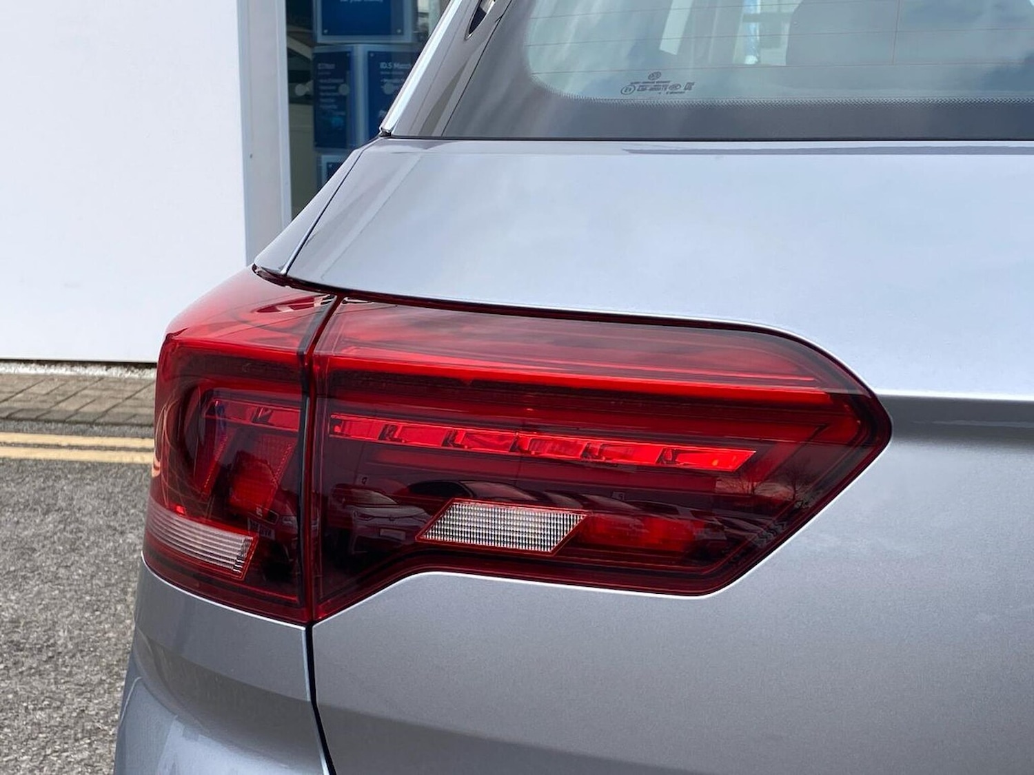 Used Volkswagen T-Roc 2024 for sale - 77980029: Photo 21