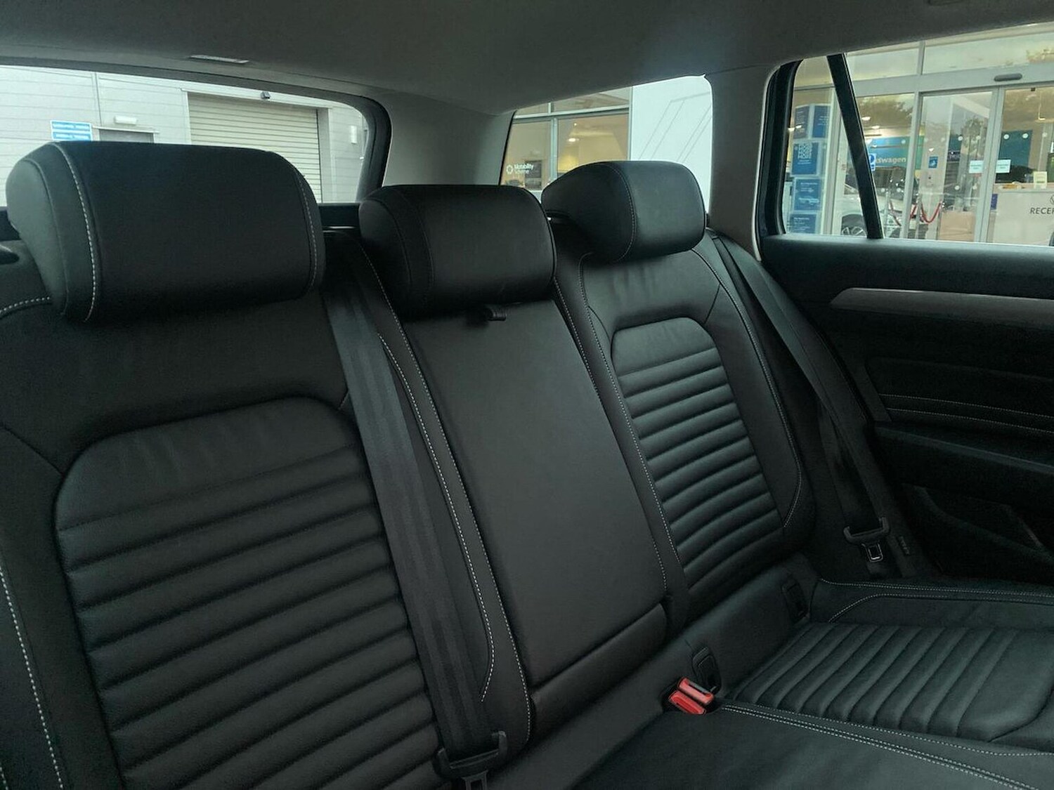 Used Volkswagen Passat 2022 for sale - 76134235: Photo 16