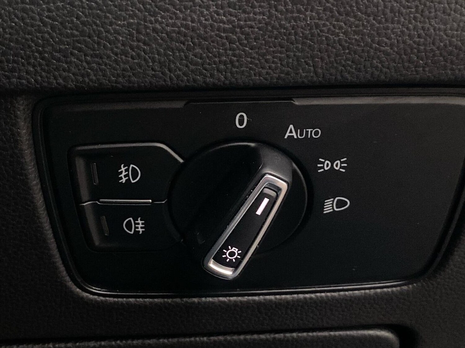 Used Volkswagen Passat 2022 for sale - 76134235: Photo 22