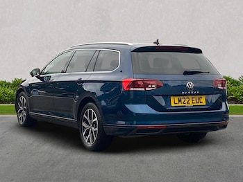 Used Volkswagen Passat 2022 for sale - 76134235: Photo 2