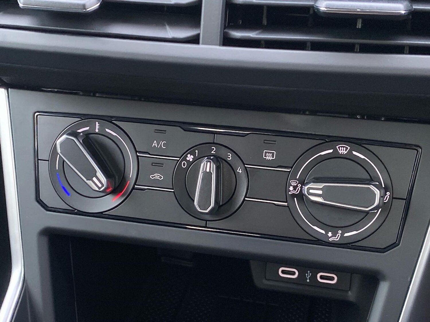 Used Volkswagen Taigo 2025 for sale - 77487625: Photo 12