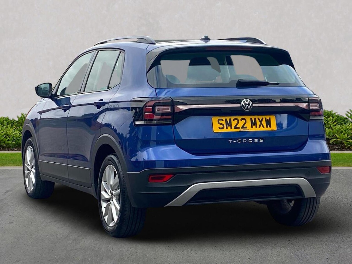 Used Volkswagen T-Cross 2022 for sale - 76396893: Photo 2