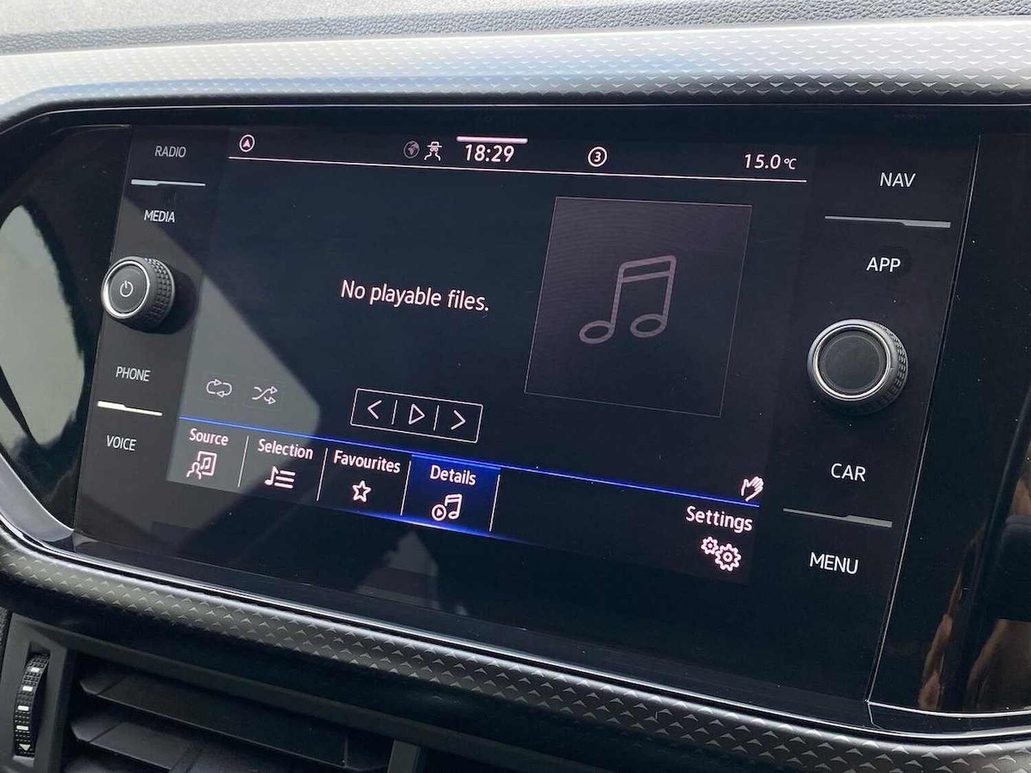 Used Volkswagen T-Cross 2022 for sale - 76396893: Photo 25