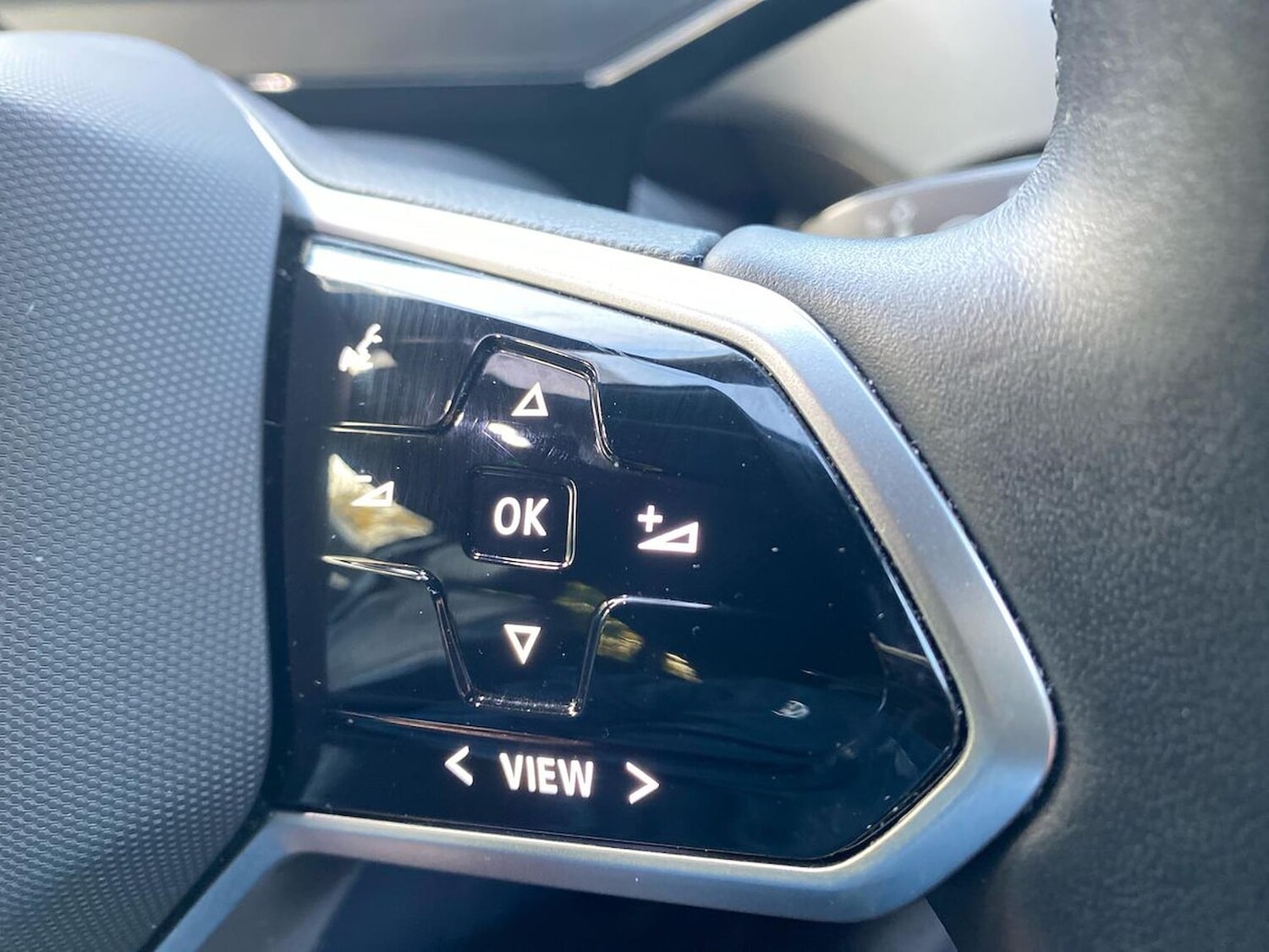 Used Volkswagen ID.4 2022 for sale - 76422303: Photo 26