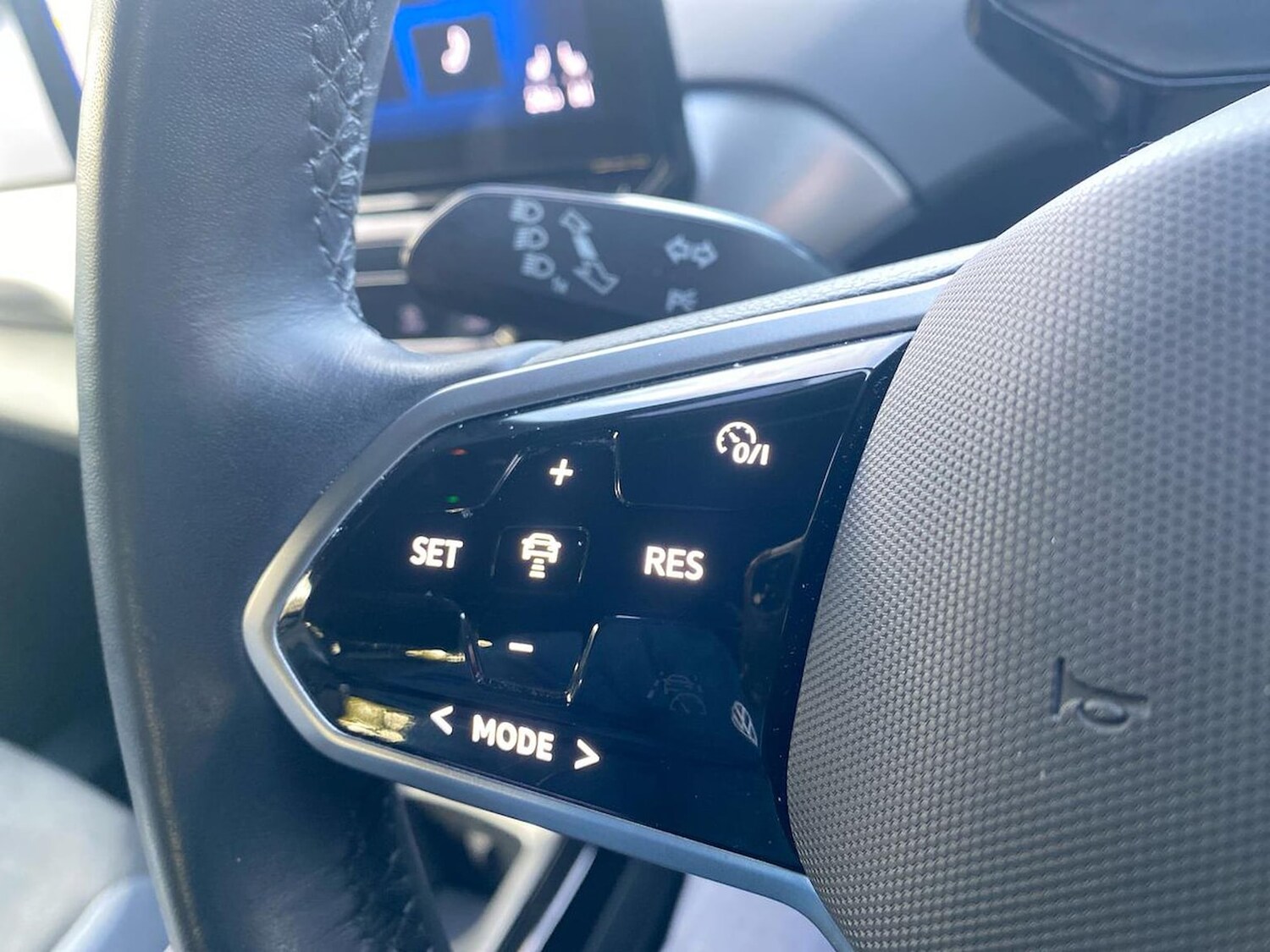 Used Volkswagen ID.4 2022 for sale - 76422303: Photo 27