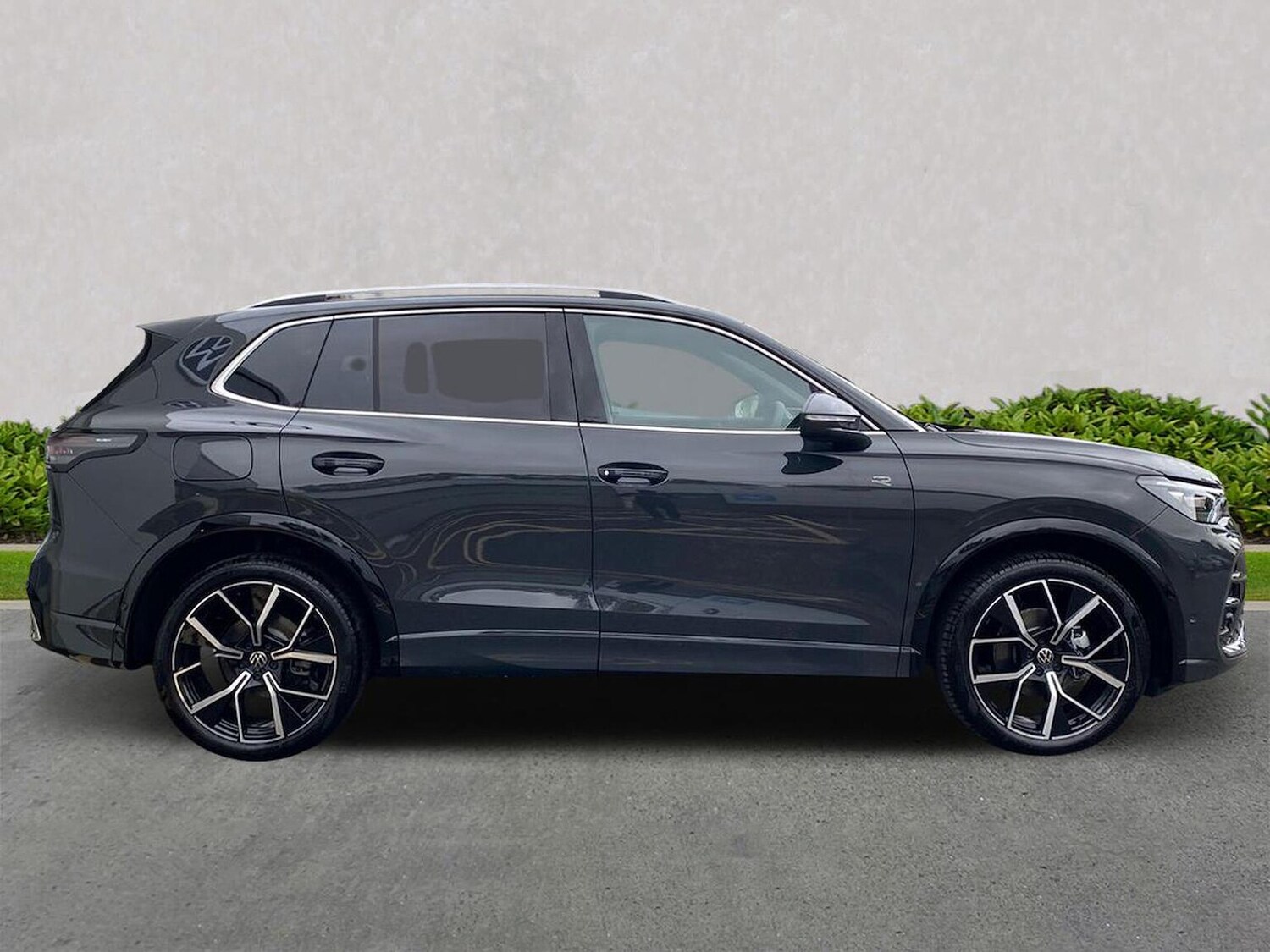 Used Volkswagen Tiguan 2025 for sale - 76134168: Photo 3