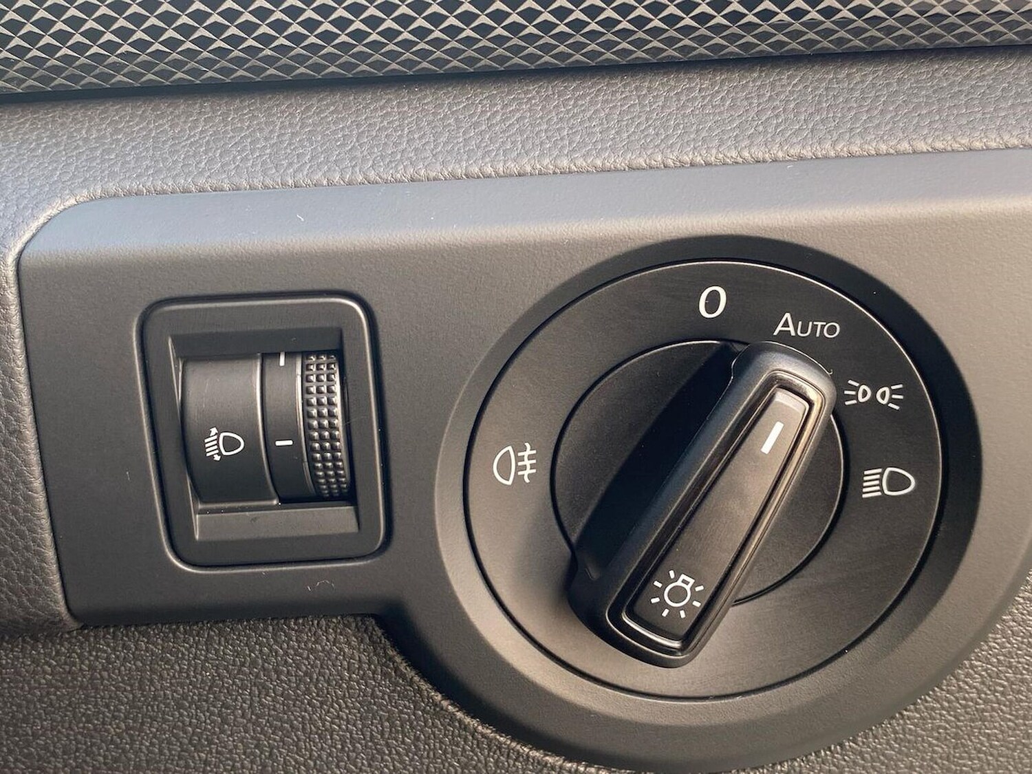 Used Volkswagen T-Cross 2025 for sale - 76231775: Photo 22