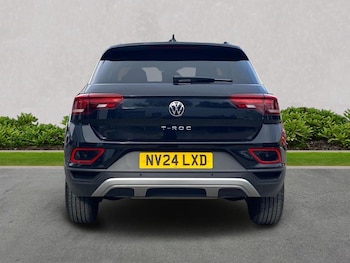Used Volkswagen T-Roc 2024 for sale - 79143376: Photo