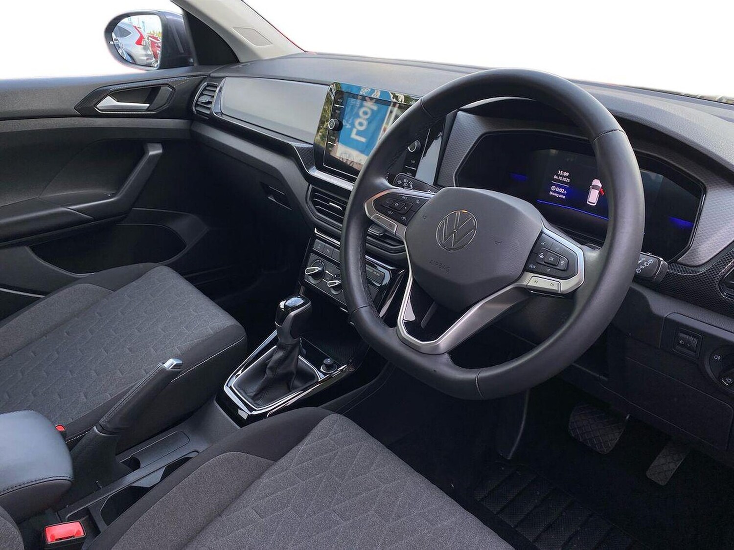 Used Volkswagen T-Cross 2024 for sale - 76177180: Photo 13