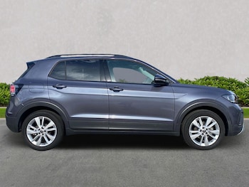 Used Volkswagen T-Cross 2024 for sale - 76177180: Photo