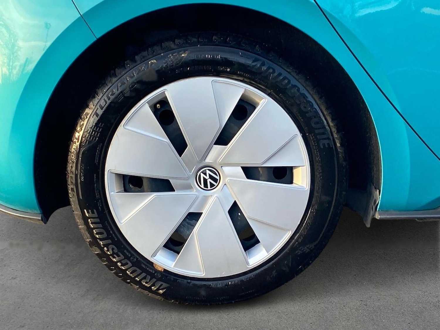 Used Volkswagen ID.3 2022 for sale - 76931624: Photo 6