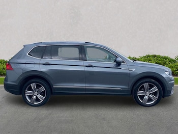 Used Volkswagen Tiguan Allspace 2021 for sale - 78312075: Photo