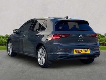 Used Volkswagen Golf 2024 for sale - 76407395: Photo