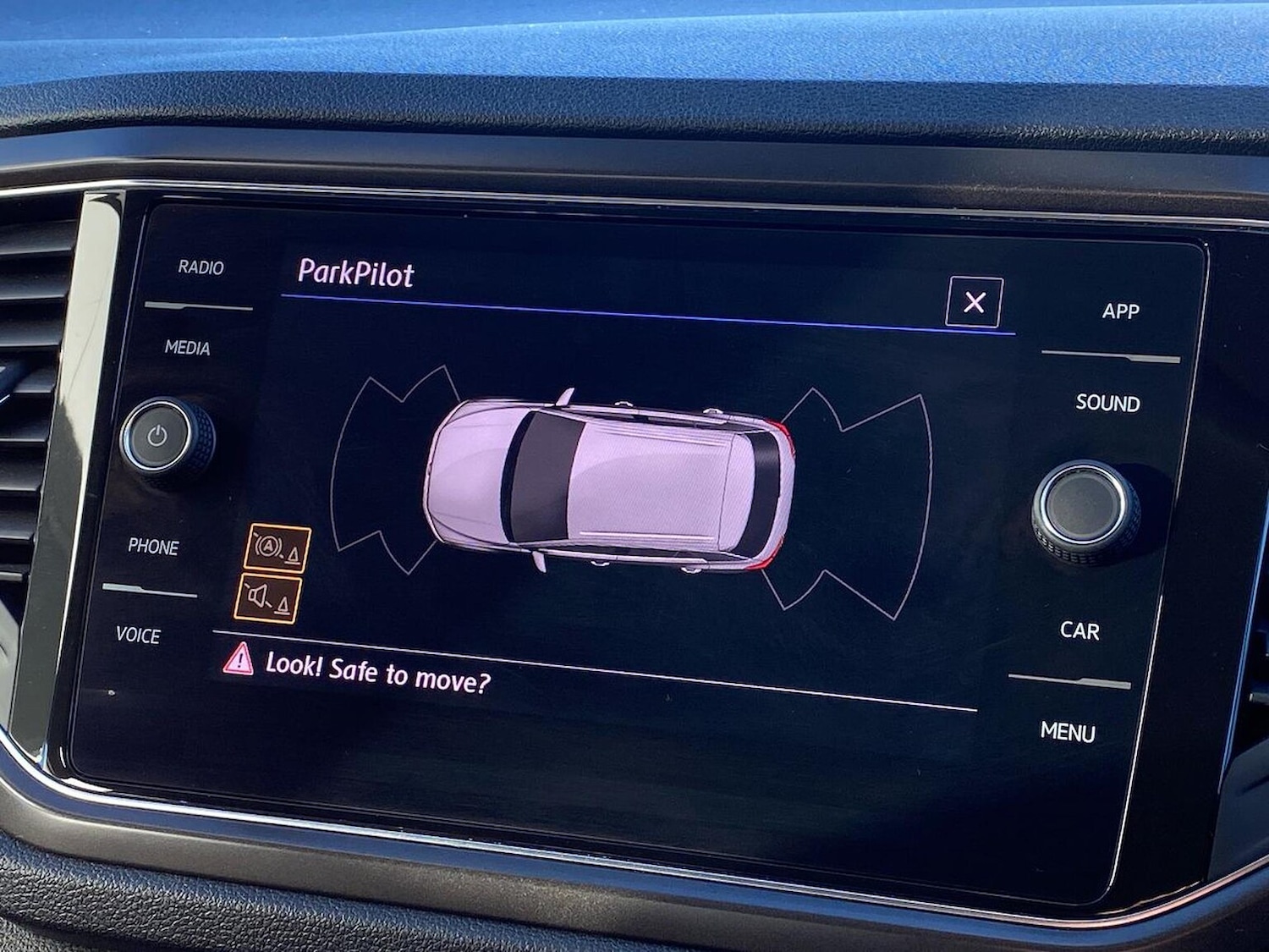 Used Volkswagen T-Roc 2020 for sale - 76778309: Photo 15